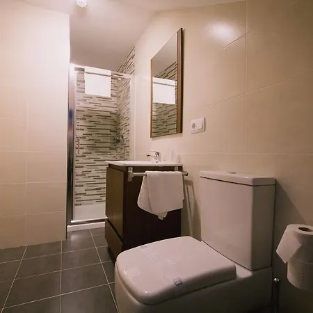 Hospederia Tarela 3*