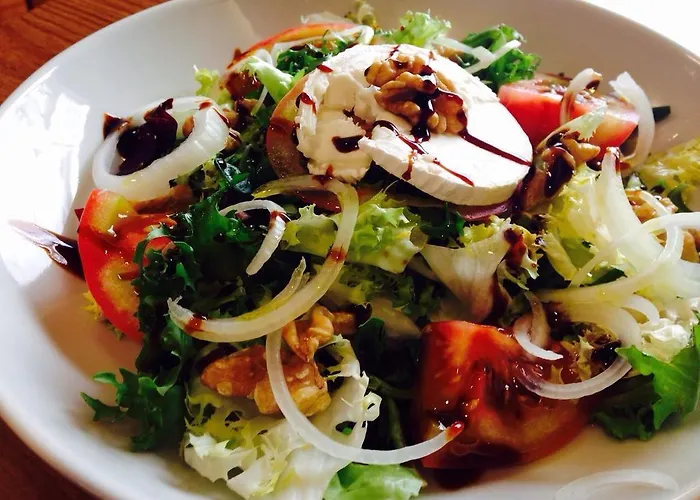 Hospederia Tarela 3*